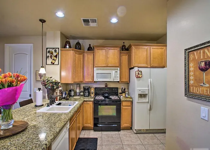 Holiday home Near Golf: Casita W/ Patio 10 Mi To Dtwn Phoenix! Phoenix