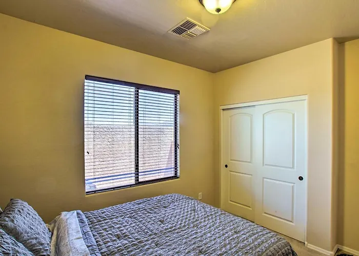 Holiday home Near Golf: Casita W/ Patio 10 Mi To Dtwn Phoenix! *